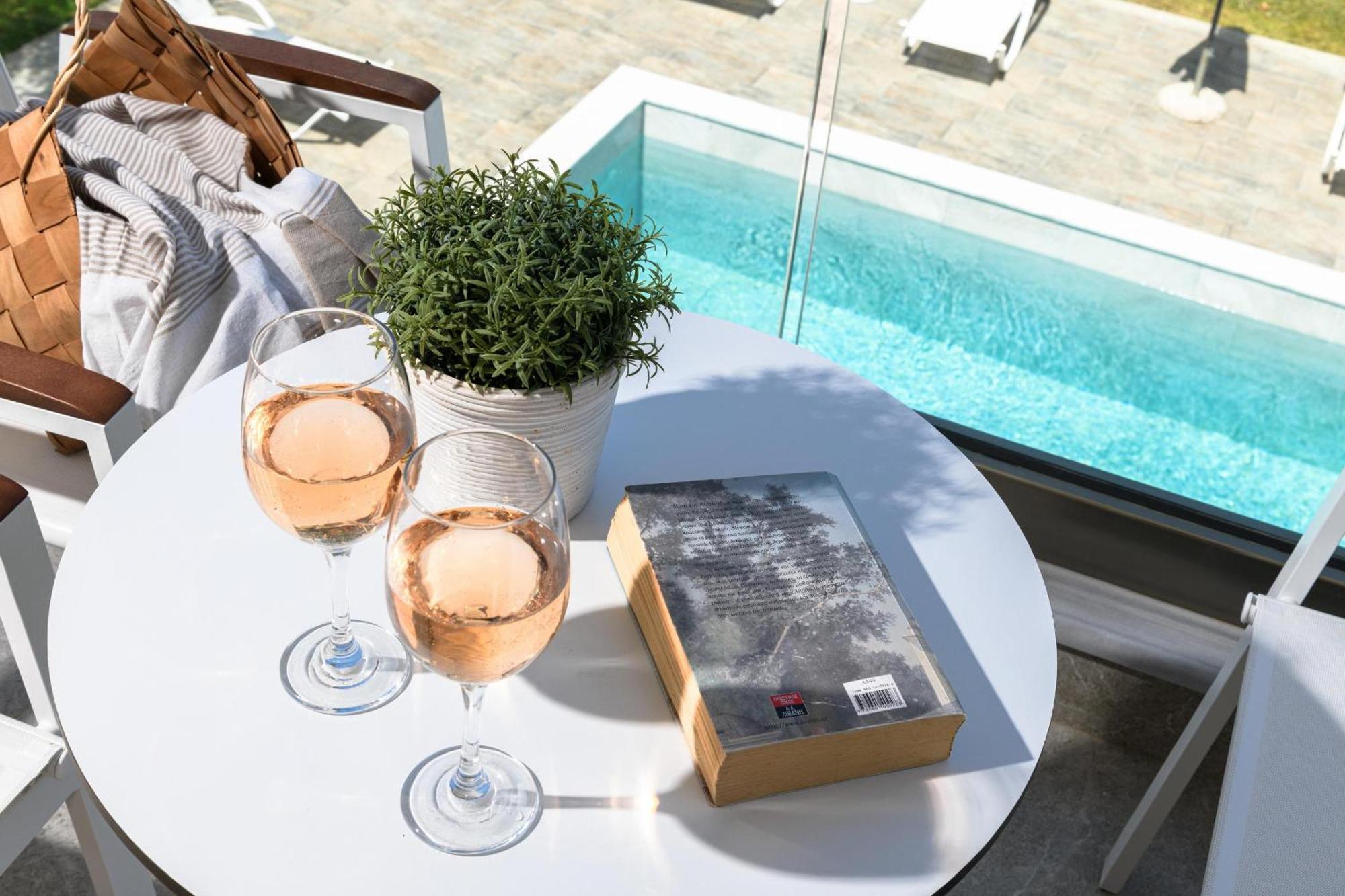 Olea Luxury *