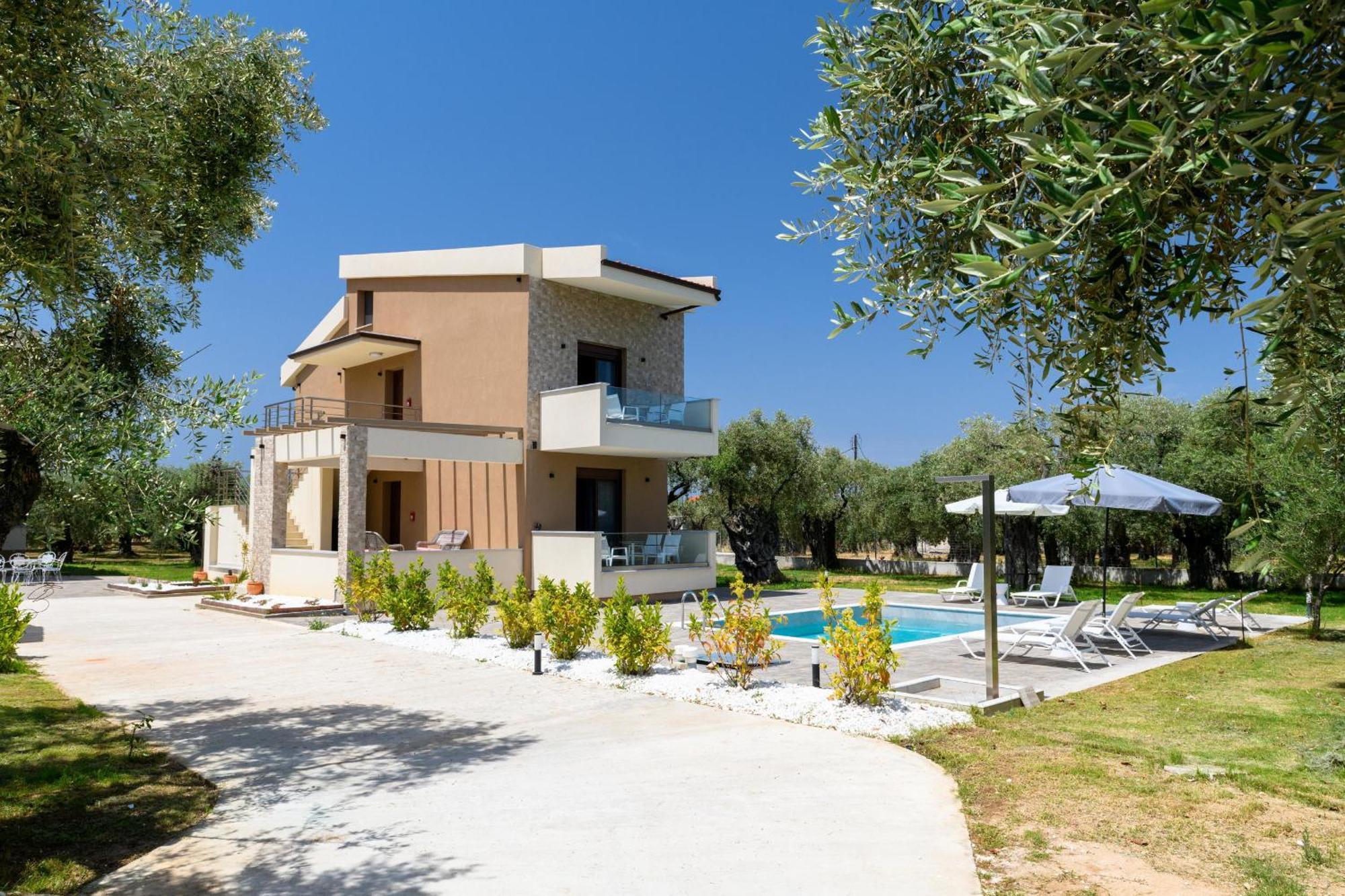 Olea Luxury *